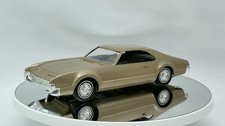 Jo-han 125 Scale 1966 Oldsmobile Toronado Dealer Promo - Pale Gold