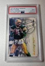 Brett Favre 1997 Skybox Premium Autographics Century Marks /100 Auto PSA 7/9