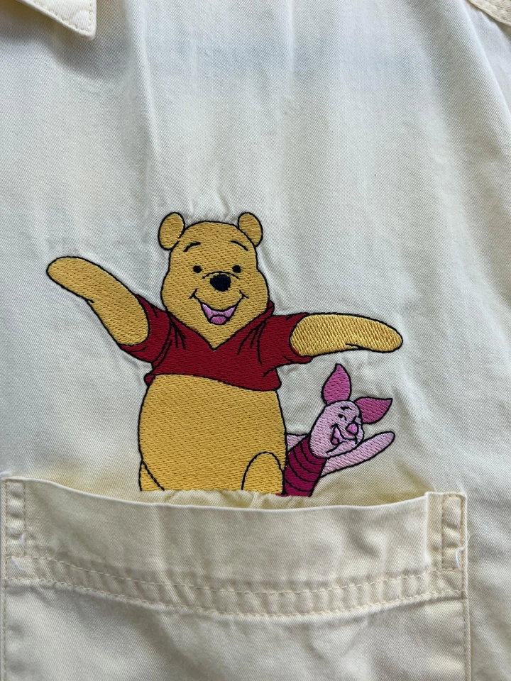 Camisa De Colección Disney Winnie the Pooh Para Hombre Grande Amarilla Bordada Abotonada Años 90 Foto 3 de 4