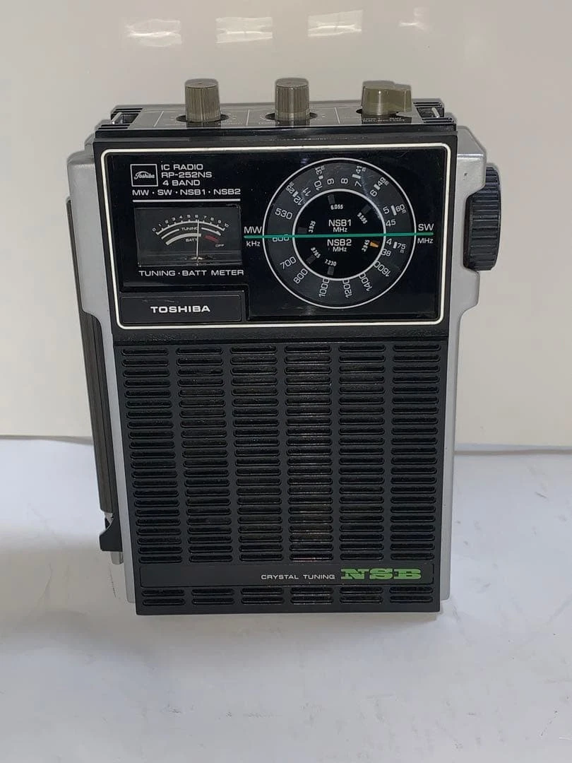 Toshiba Vintage Radio | eBay