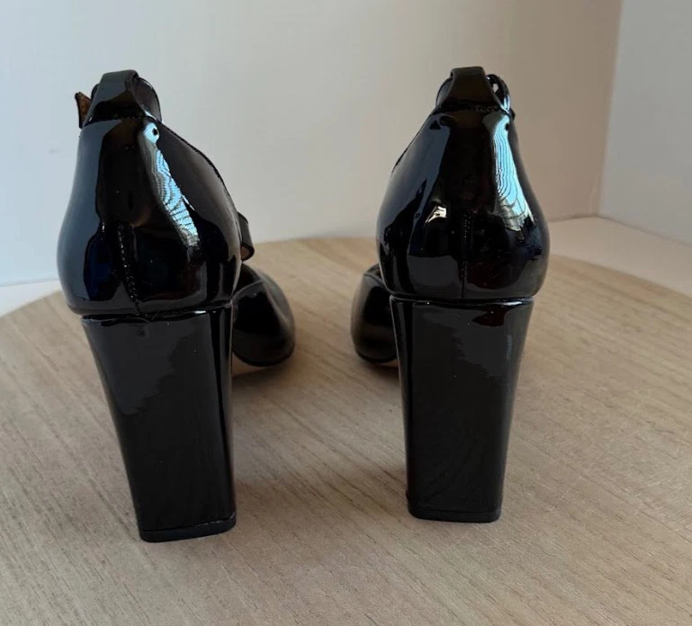 Sapatos femininos Elyse preto couro envernizado aparência salto bloco tamanho 8,5M - Imagem 3 de 4