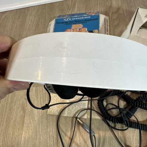 Słuchawki Sennheiser HD414 vintage oryginalne pudełko i papierkowa robota niesprawdzone - Zdjęcie 14 z 21