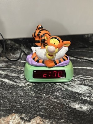 Disney Tigger Digital Alarm Clock Funtasma Musical Tone Night Light