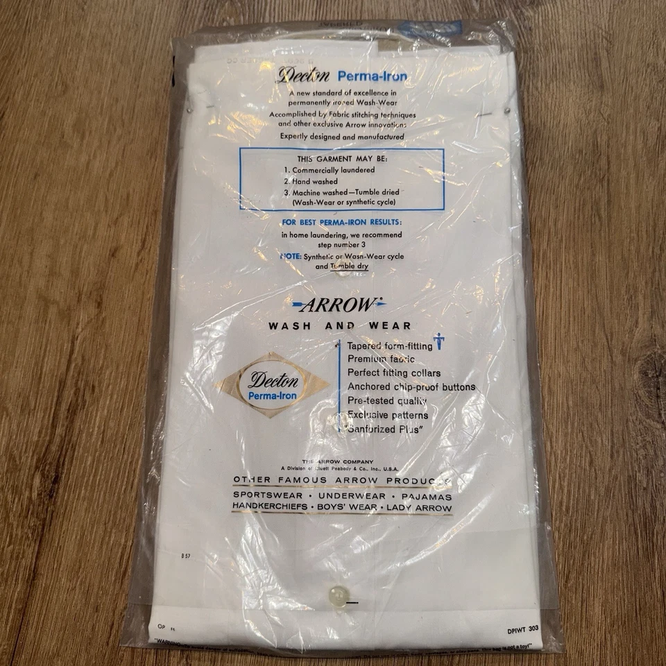 Camisa de vestir de colección años 60 flecha cuello con lengüeta a presión blanca sanforizada nueva de stock mediana para hombre 15 35 Foto 2 de 4