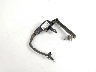 Porsche Taycan 9J1 2022 Rechts Niveausensor Niveauregulierung hinten 9J0616572A