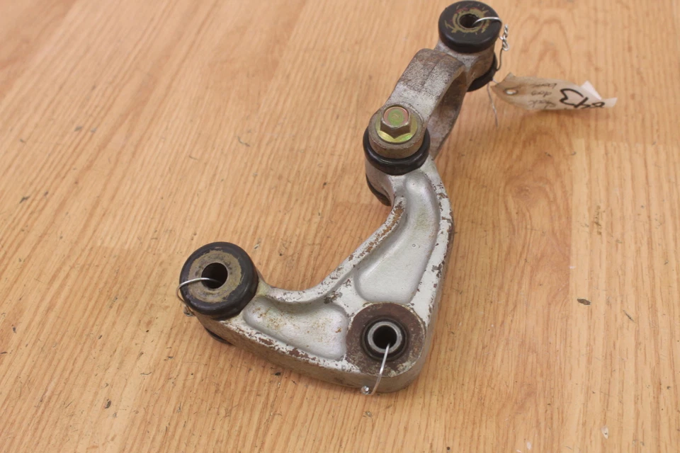 Brazo de acoplamiento amortiguador trasero Honda CR480R 1982 Foto 2 de 4