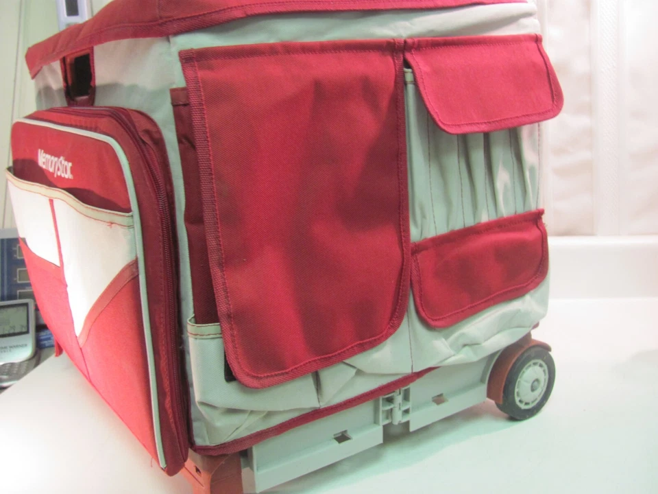 Memory Star 红色通用滚轮车收纳袋工艺品剪贴簿 — 第 4/4 张图片