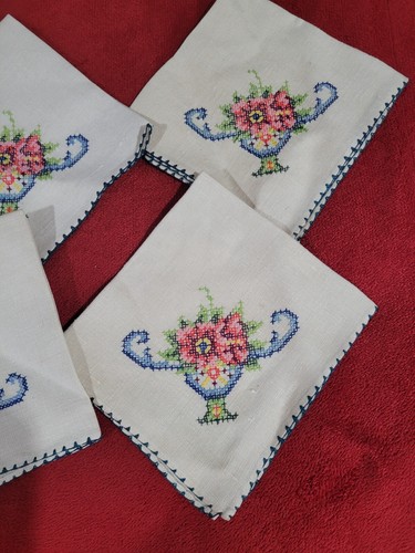 Vintage Cross Stitch Linen Napkins 4 Hemstitched 10 X 10 Sq Tea Coffee Luncheon - Picture 10 of 11
