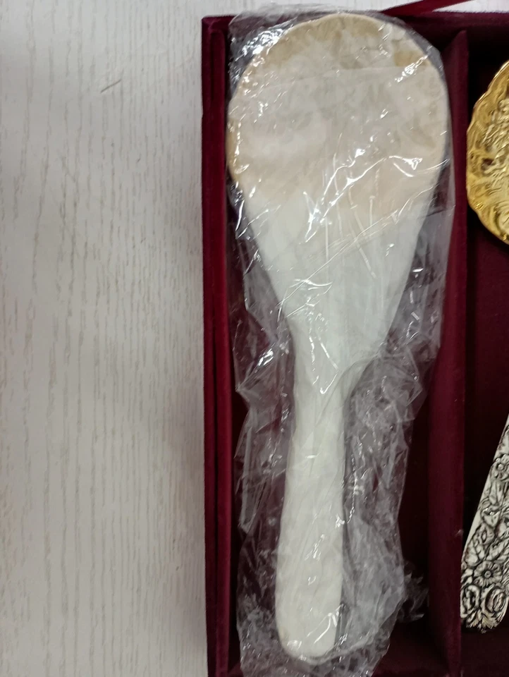 VTG American Silversmith Collection Godinger Silver Plate Fruit Serving Spoons - Image 4 of 4