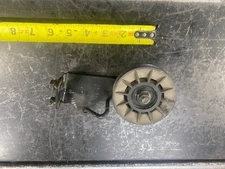 YTH2042 Husqvarna   drivebelt idler bracket /pulley  #532196131