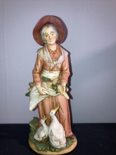 Vintage Homco Figurine #1477  Old Woman W/Geese - Afbeelding 1 van 5