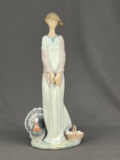 Lladro #6505 Petals On the Farm Turkey And Eggs 14  Porcelain Retired; Mint