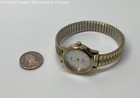 Vintage Timex Indiglo Gold Tone MOP Dial Ladies Watch 31.1g — photo 2