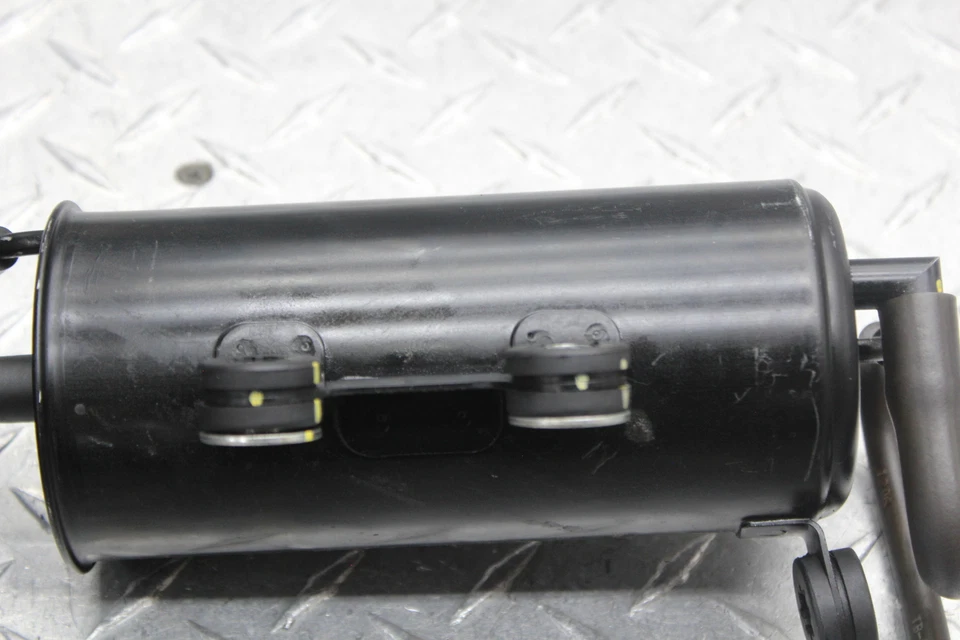 2007 年本田 ST1300 EVAP VAPOR CHARCOAL 发射罐和传感器 17410-MCS-L01 — 第 2/4 张图片