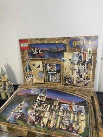 Harry Potter and the Sorcerer&rsquo;s Stone HOGWARTS CASTLE 4709 LEGO Set Box & Manual