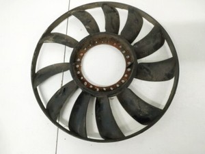 Volkswagen Passat 1997 Fan Blade 058121301b, Genuine #1525646-11