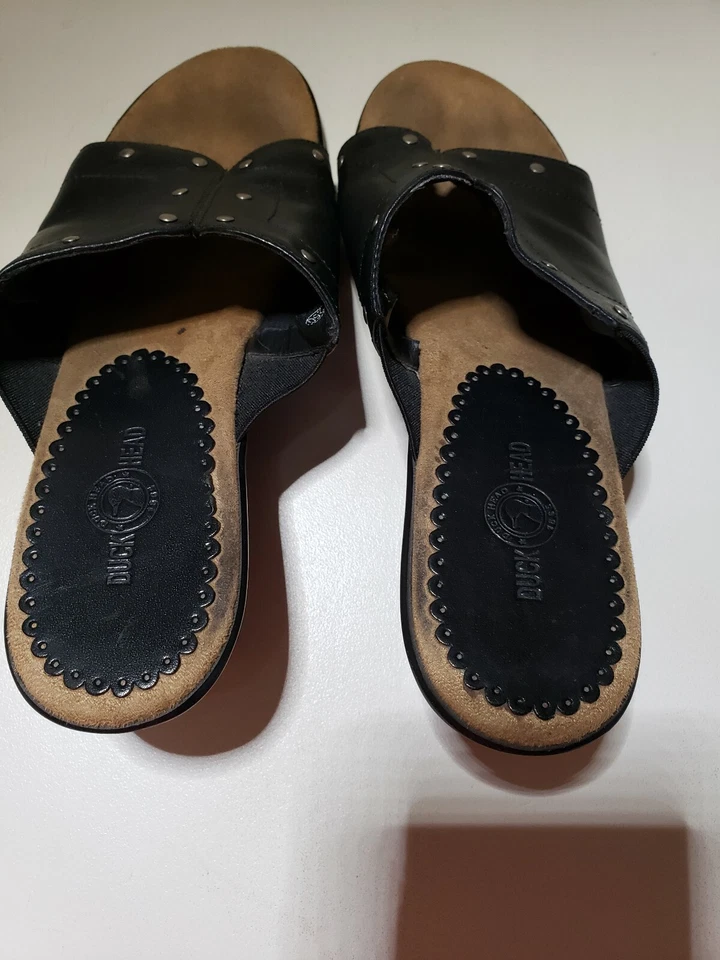 DIAPOSITIVAS DE CUÑA NEGRAS CABEZA DE PATO TALLA 6,5 USADAS EN EXCELENTE ESTADO Foto 2 de 4