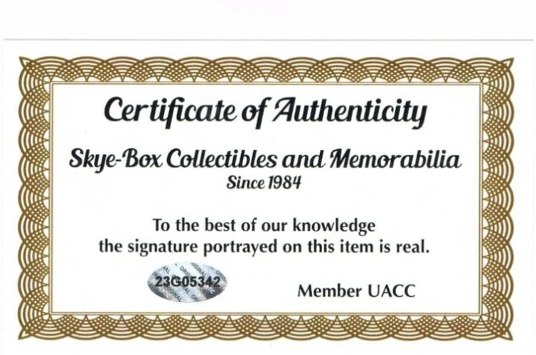 FOTO FIRMADA/AUTOGRAFIADA 8 X 10 BUFFALO BILLS JOSH ALLEN CON CERTIFICADO DE AUTENTICIDAD Foto 2 de 2