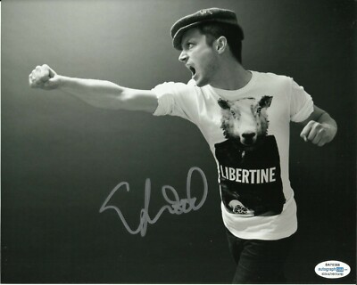 ELIJAH WOOD SIGNED PHOTO  (4) ALSO ACOA CERTIFIED