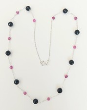 collana in argento 925 con rubini rosso naturale da 3 mm e onice sfaccet da 6 mm