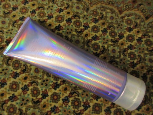 Victoria's Secret More Fun Shimmer Lotion 8,4 oz NUEVA - Imagen 2 de 3