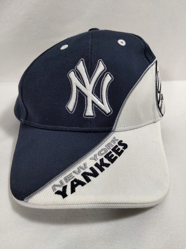 New York Yankees Fan Favorite Baseball Hat Strap back Logo White & Blue One Size - 第 1/9 張圖片