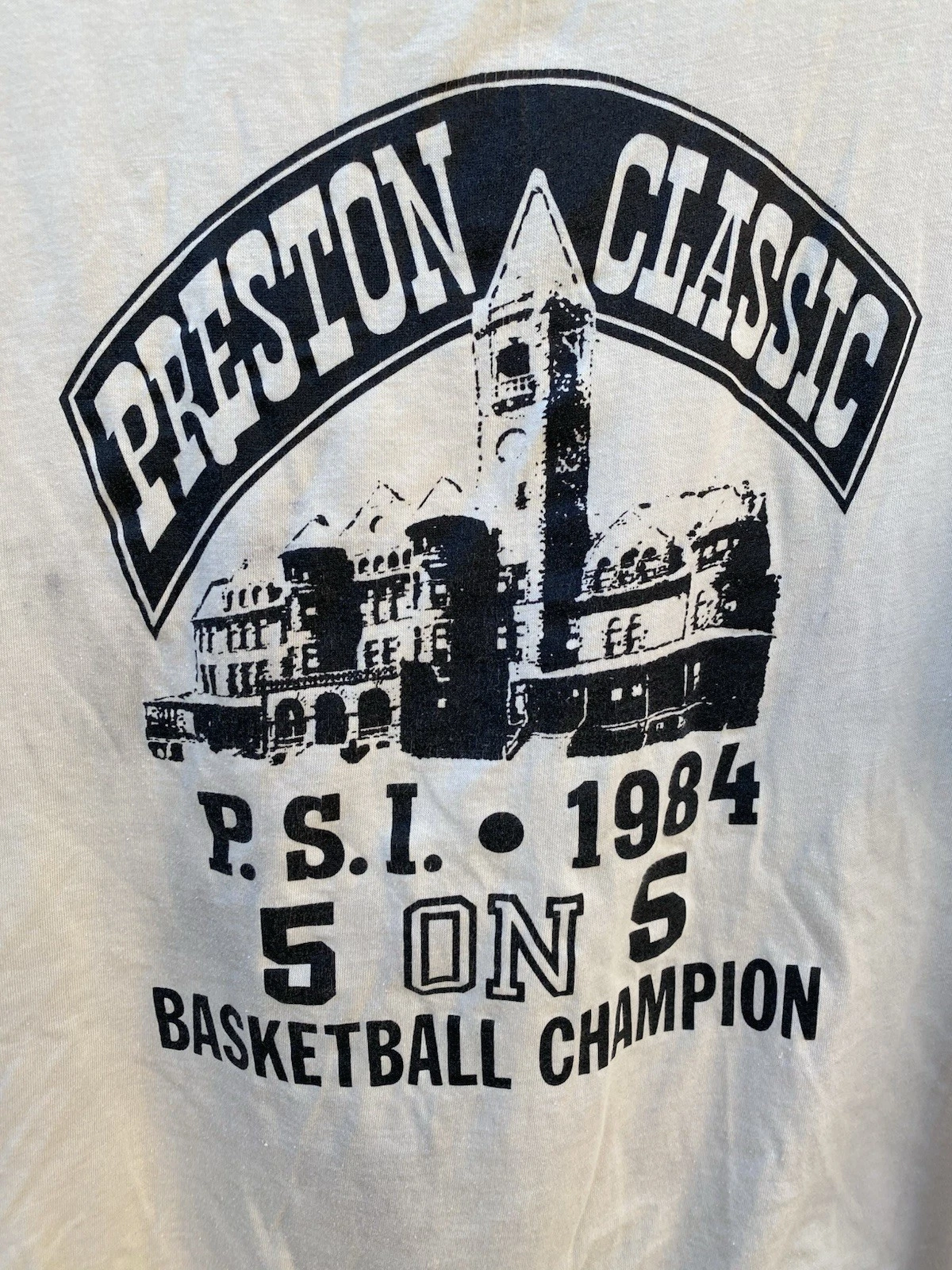 Picture 5 of 24