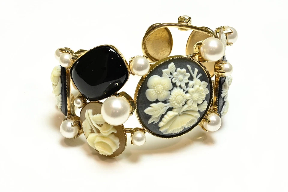 Philippe Ferrandis Paris Flower Cameo Pearl Cuff Bracelet - Image 2 of 3