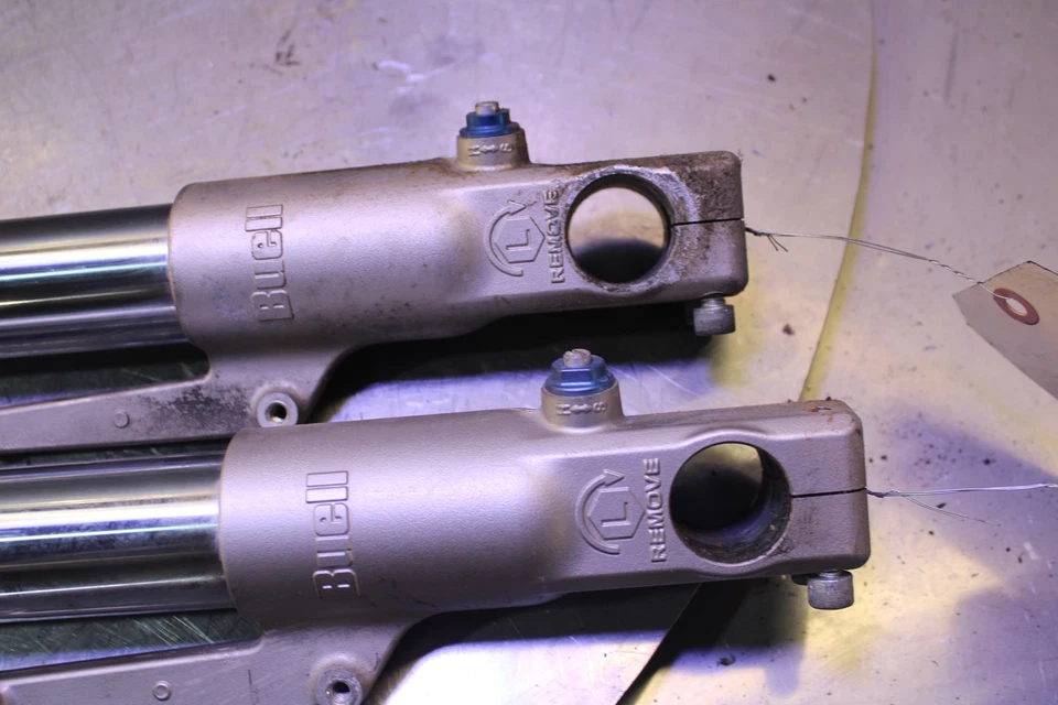 2007 Buell Firebolt XB12R FRONT FORKS SHOCK SUSPENSION SET PAIR Straight Foto 4 de 4