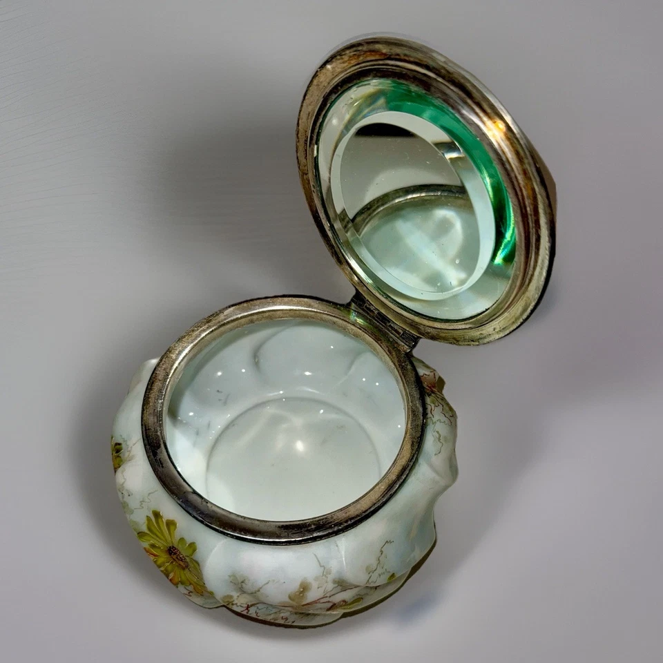 Caja tocador Wave Crest CF Monroe arte vidrio antiguo Erie Twist con espejo biselado Foto 2 de 4