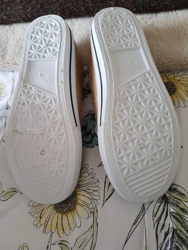 Bnwt Ladies Pumps 4 Gold Size aw0qR1I