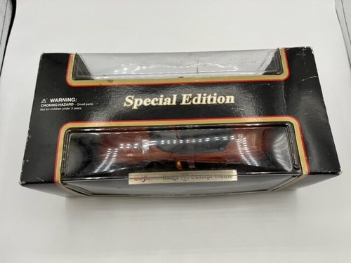 Maisto Special Edition Dodge Concept Vehicle 1:18 Scale New in Box - Picture 2 of 6