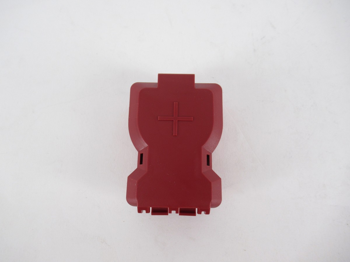 Genuine OEM Nissan 24345-JG70A Positive Terminal Cover 11-16 Leaf