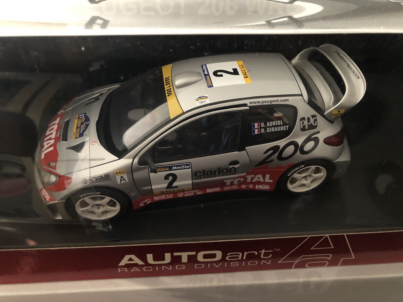 Picture 4 of 6