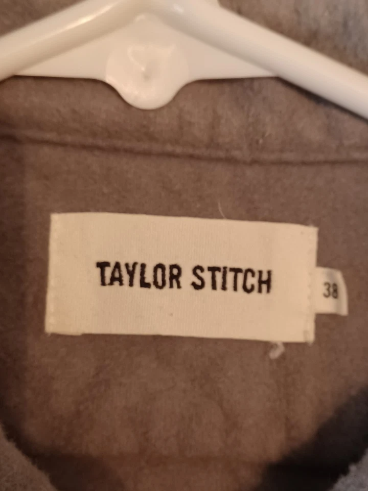 Taylor Stitch Button Down Shirt Men's 38 Gray Cotton Thick Chambray - Image 4 of 4