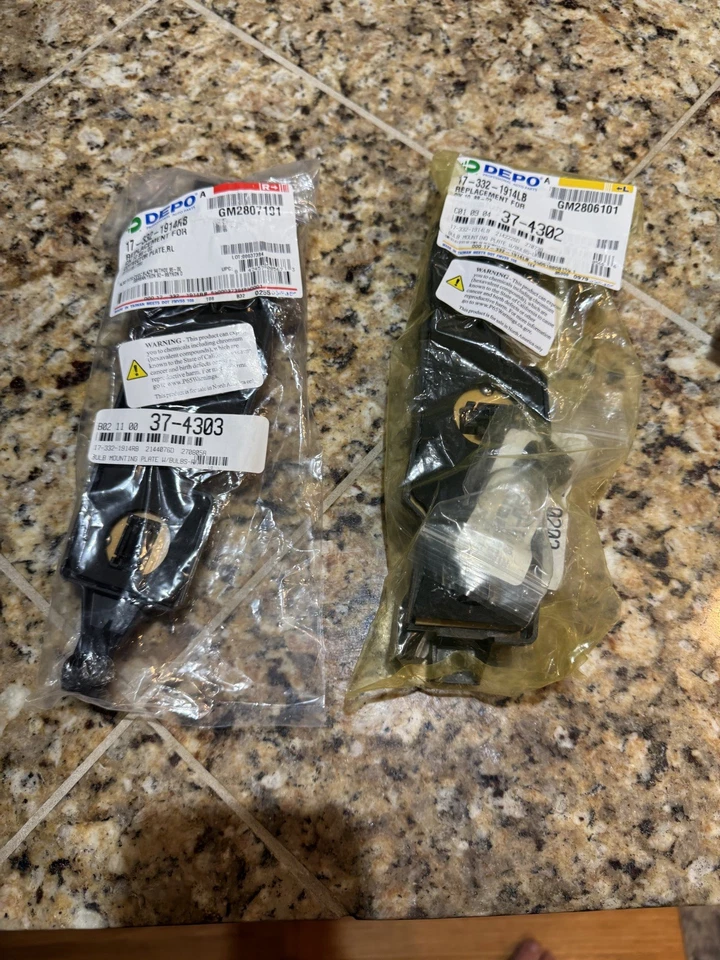 Juego de 2 placas de circuito de luces traseras izquierda derecha DEPO para Chevrolet GMC C1500 C2500 Foto 2 de 2