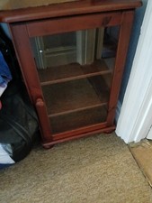 Vintage Wooden Display Cabinet Freestanding. 2 Shelves Very Good Condition