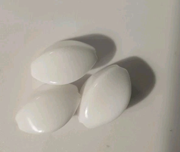 Colgante vintage de 7 piezas de perlas blancas de lucita cabinas perladas iridiscentes para hacer joyas Foto 2 de 4