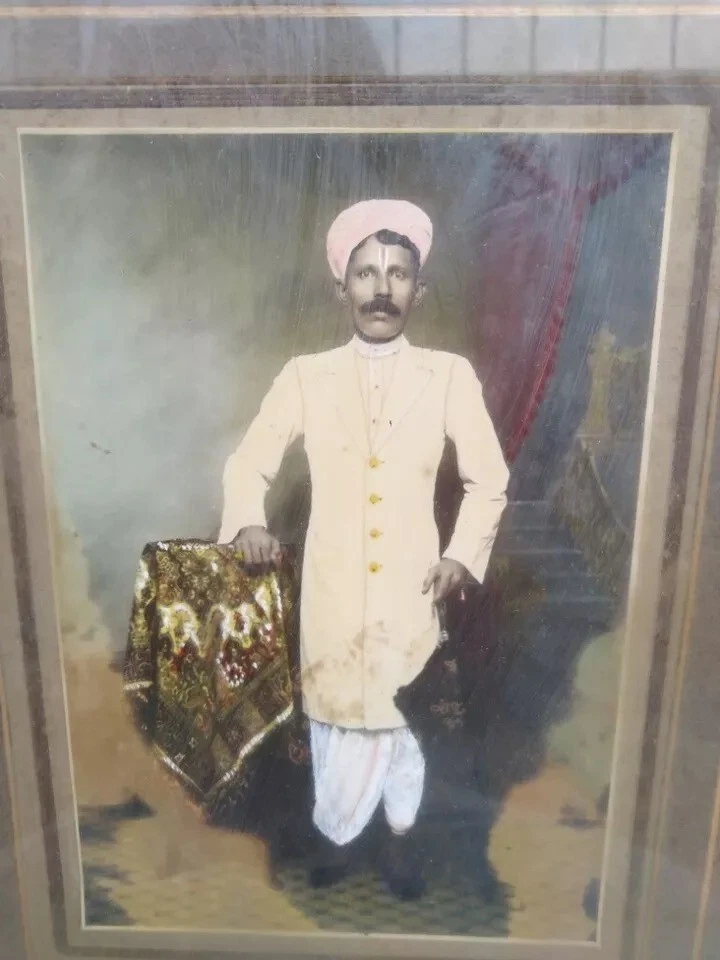 Fotografía vintage de anciano con turbante pintura impresión enmarcada colgante de pared Foto 2 de 4