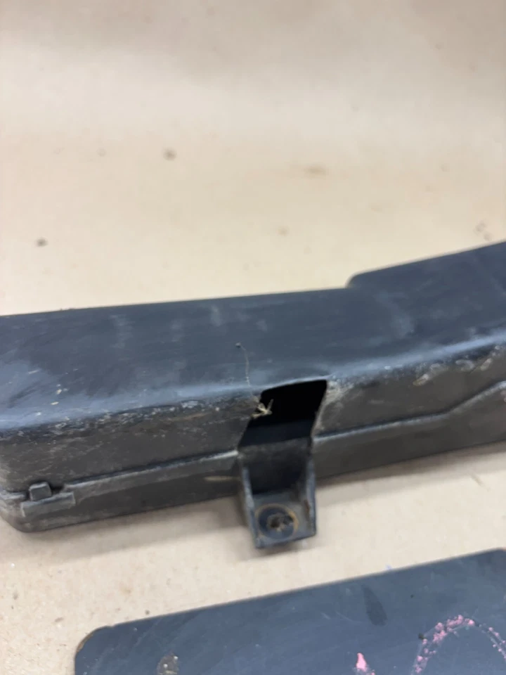 Ford F100 F150 F250 F350 1980-1986 tablero bronco calentador de calor ventilación de conducto OE sin aire acondicionado Foto 3 de 4