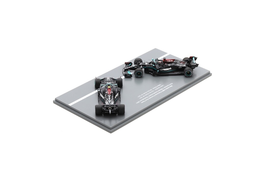 Maquette Spark S7860 Mercedes AMG W12 Performance 1/18 en résine haute fidélité