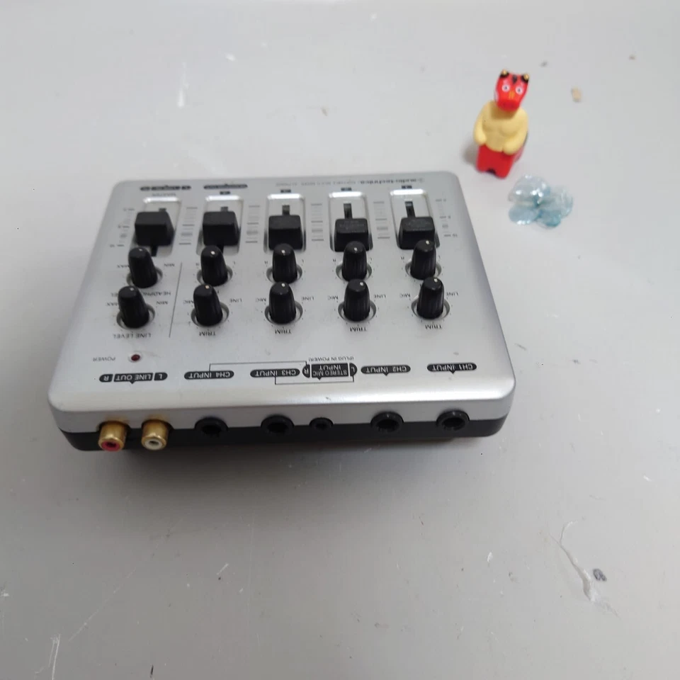 Audio Technica Portable Mixer At-Pmx5P  free shipping - Image 3 of 4