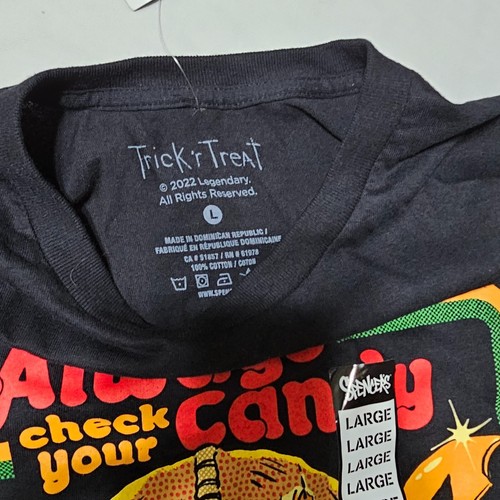 Trick R Treat Always Check Your Candy Men's T Shirt - Black - Large - Picture 4 of 5