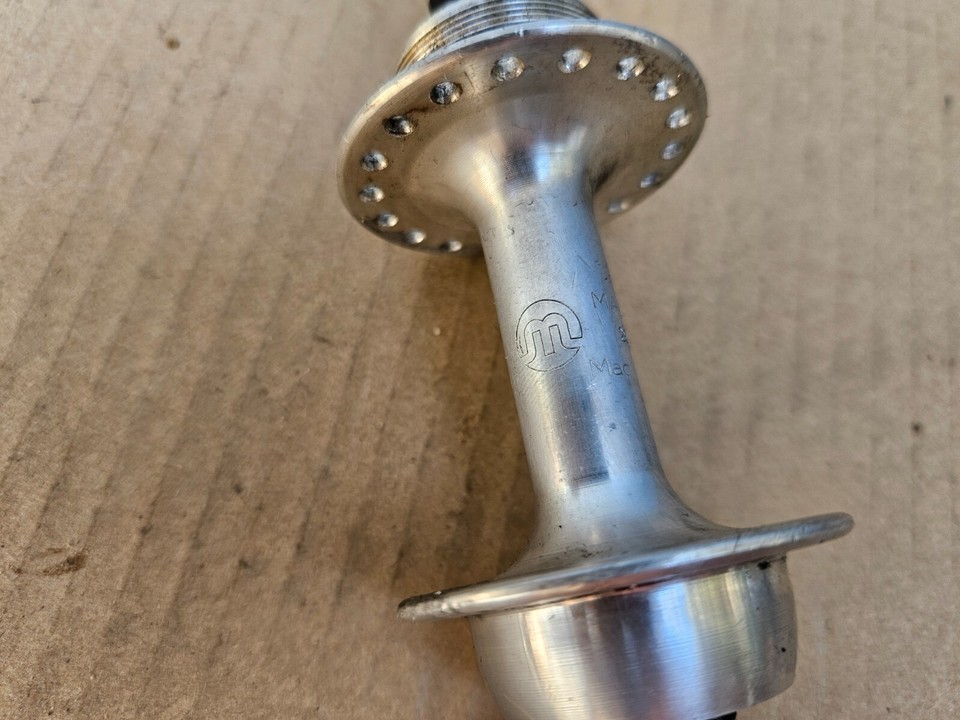 1985 Maillard 36h moyeu arrière aluminium essieu QR France vintage