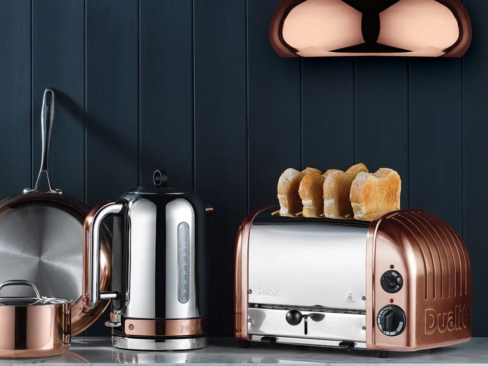 DUALIT CLASSIC COPPER POLISHED STAINLESS KETTLE AND TOASTER COMBO IN  HEIDELBERG