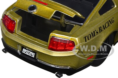 2010 FORD MUSTANG GT GOLD 