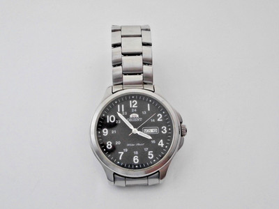 Grosse ORIENT Quartz Herren Uhr Quarzuhr Schwarz Edelstahl VG17-C1 CS