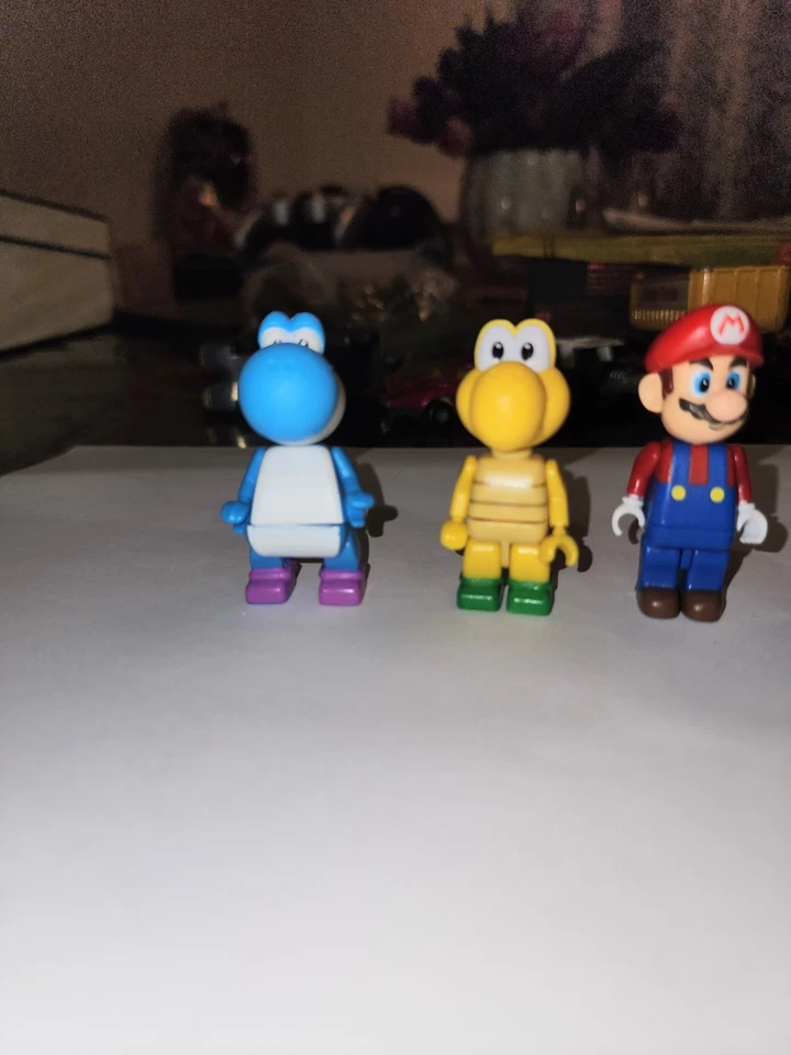 4 KNEX Mario Kart Mini Figures Nintendo  - Image 3 of 4