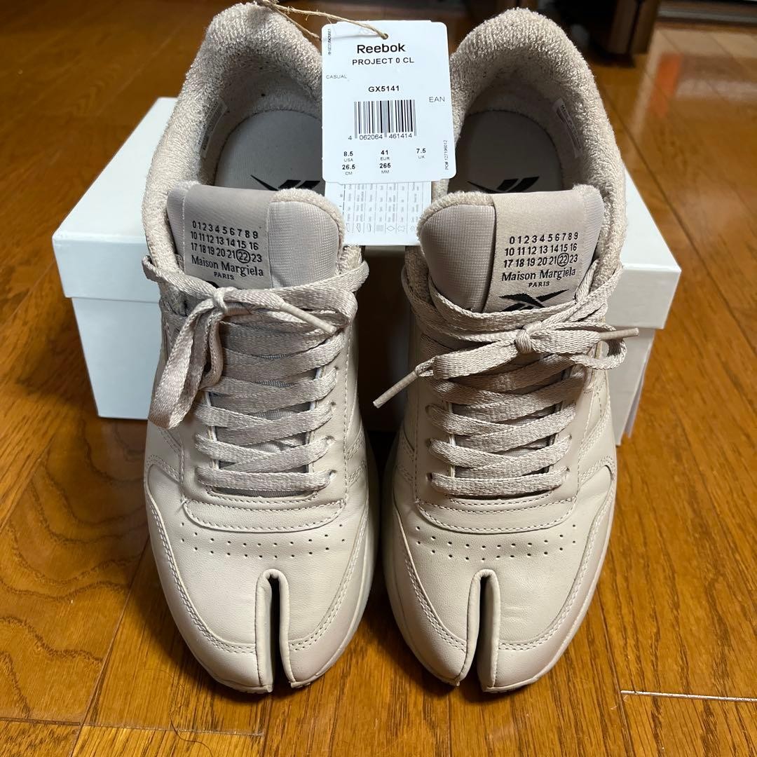 Maison Margiela x Reebok Tabi Sneakers Beige EU41 US8.5 From Japan