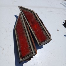 1971 Cutlass 2dr Quarter Marker Lights 1971 Cutlass 2dr Quarter Marker Lights
